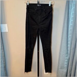 Abercrombie & Fitch Ultra High Rise Super Skinny Jeans Size 25/0 Black Raw Hem